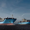 gallery_vessels-maersk-hardware-ships-parallel